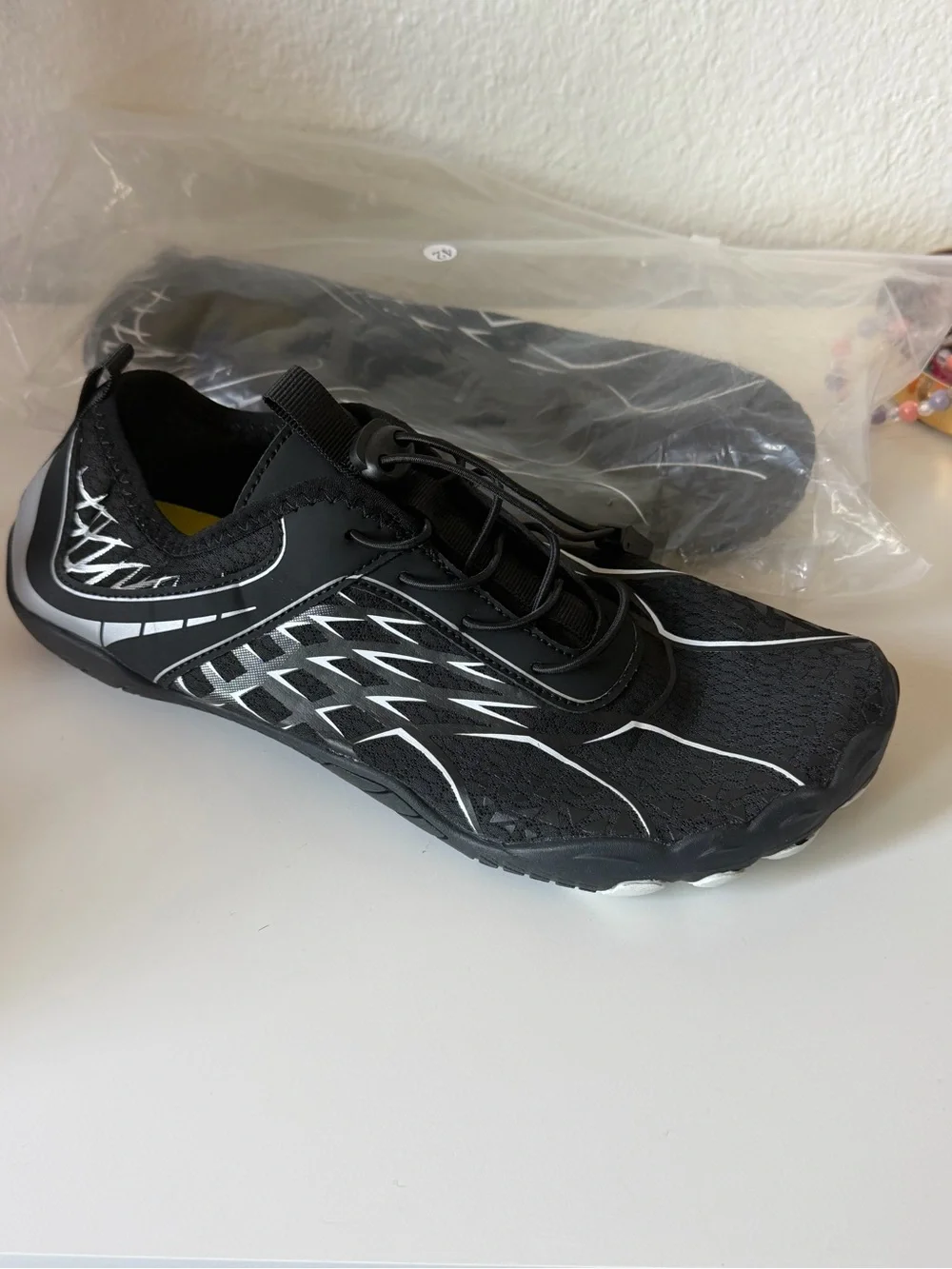 Men's Black Water Shoes size 9 new